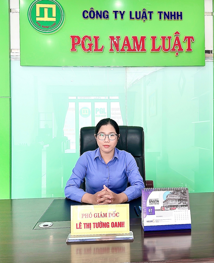 Chuyên viên Lê Thị Tường Oanh (Công ty TNHH PGL Nam Luật tại Cần Thơ) tư vấn